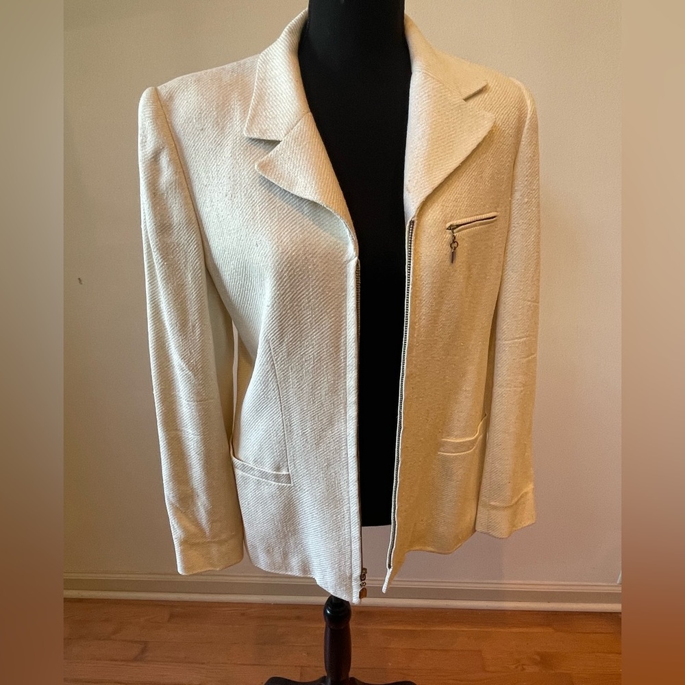 Vintage Carlisle Cream Blazer Size 6 100% Silk